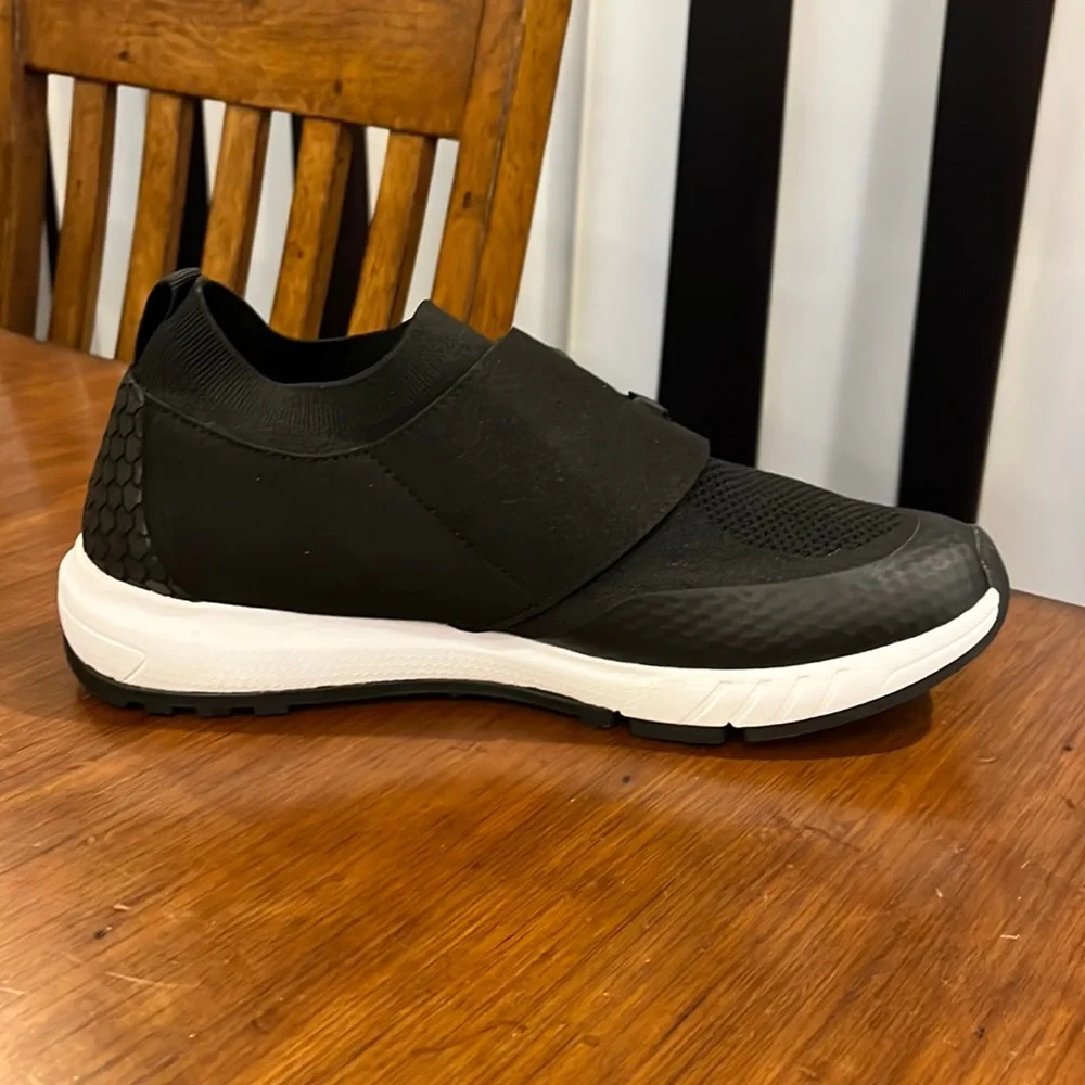 The North Face new without